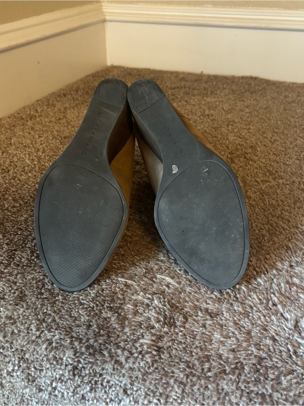 Lucky Brand Women's Taupe Suede Lace-Up Wedge Ankle Boots - Picture 5 of 6
